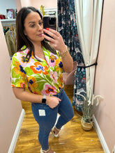 Load image into Gallery viewer, FRNCH Chelly Spicy Garden Blouse
